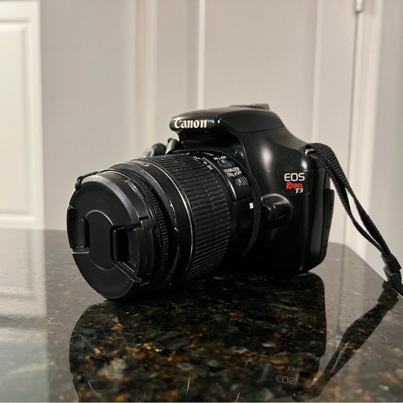 Canon EOS Rebel T3 DLSR Camera EFS 18-55mm lens (Great Starter Camera!) - Picture 5 of 9